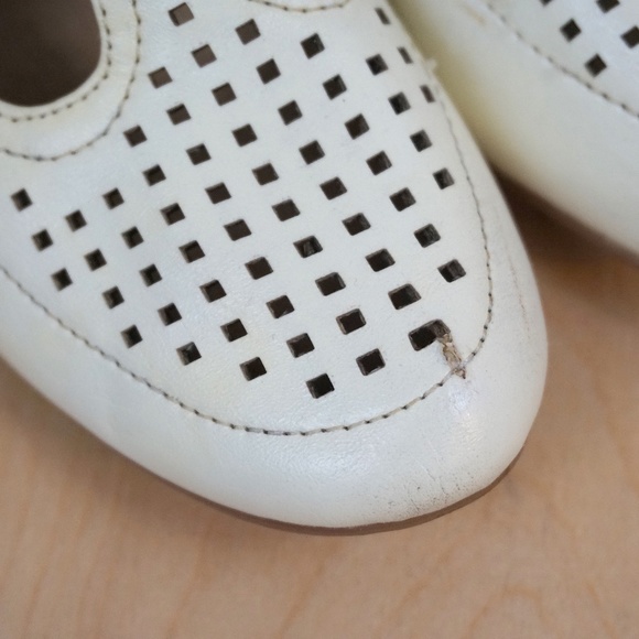 ModCloth (Chelsea Crew) "Matilda" Retro Heels in Cream - Picture 8 of 8